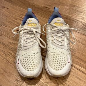 Nike Air Max 270